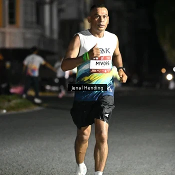 Runner Photo 7646350