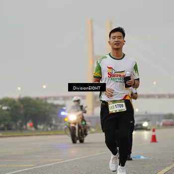 Runner Photo 7646358