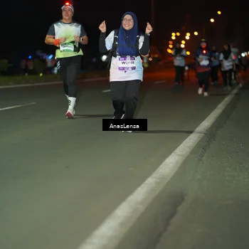 Runner Photo 7646378