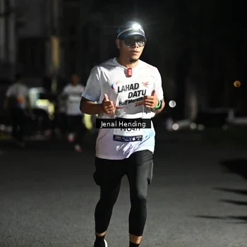 Runner Photo 7646397