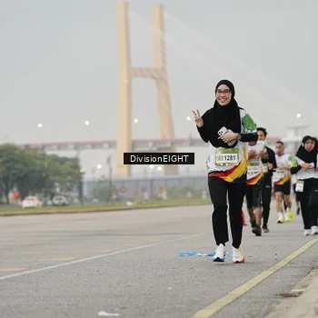 Runner Photo 7646400