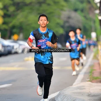 Runner Photo 7646411