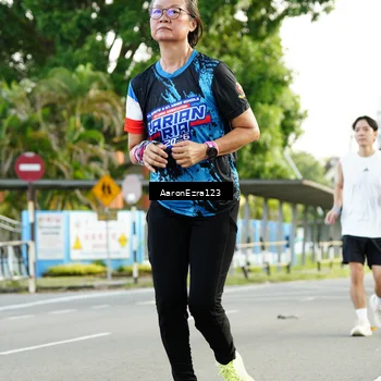 Runner Photo 7646412