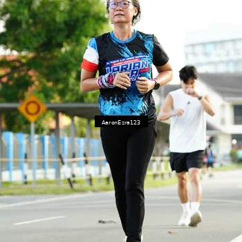 Runner Photo 7646416