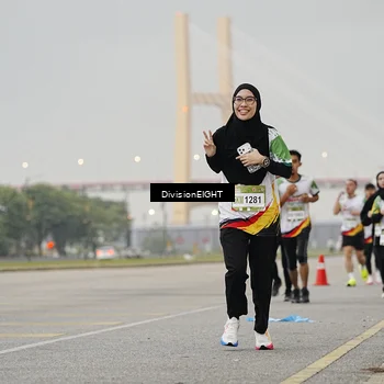Runner Photo 7646419