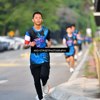 Runner Photo 7646420
