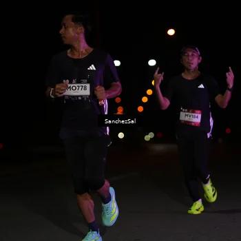 Runner Photo 7646423