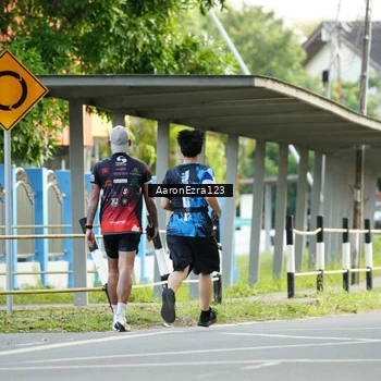 Runner Photo 7646443