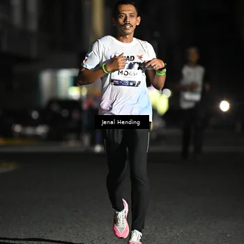 Runner Photo 7646449