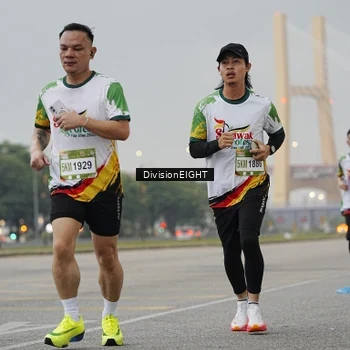 Runner Photo 7646452