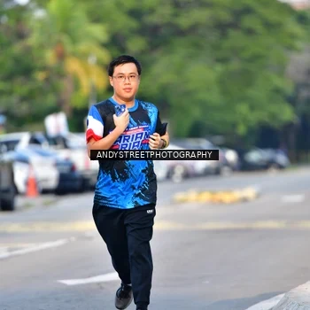 Runner Photo 7646455