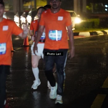 Runner Photo 7646460