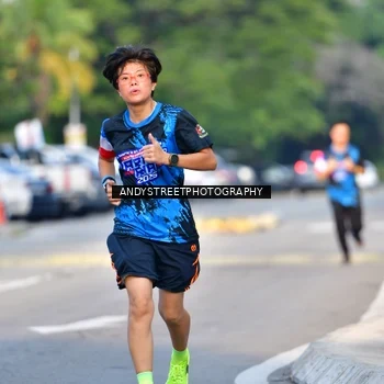 Runner Photo 7646463