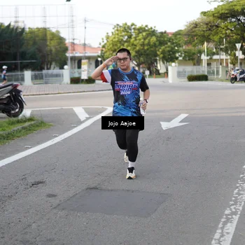 Runner Photo 7646466