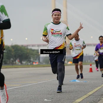 Runner Photo 7646470