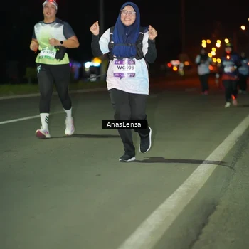Runner Photo 7646474