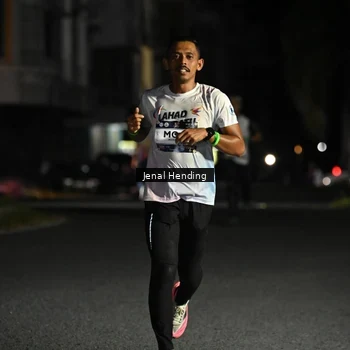 Runner Photo 7646488