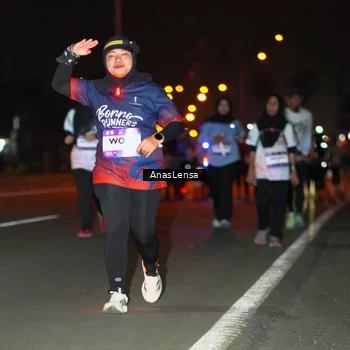 Runner Photo 7646492