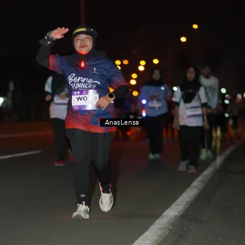 Runner Photo 7646496