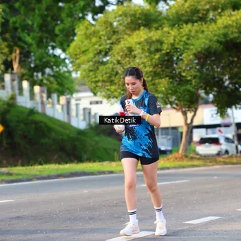 Runner Photo 7646502
