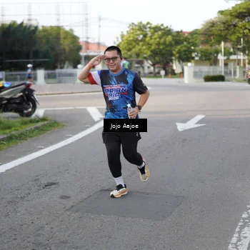 Runner Photo 7646518