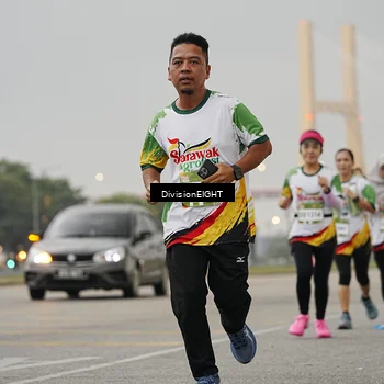 Runner Photo 7646520