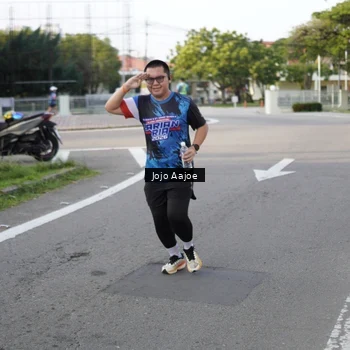 Runner Photo 7646533