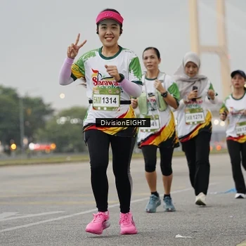 Runner Photo 7646540