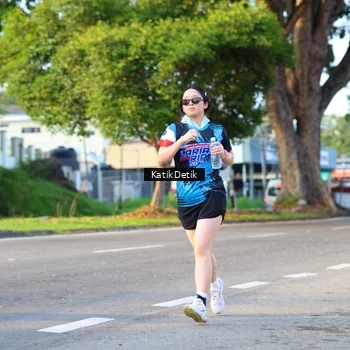 Runner Photo 7646542