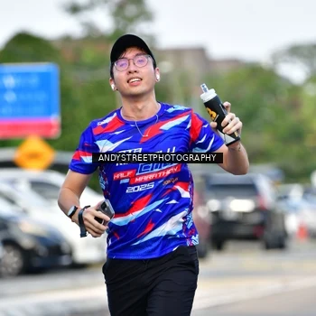 Runner Photo 7646543