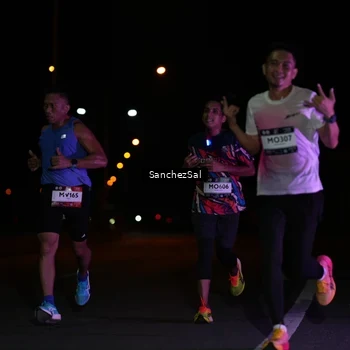 Runner Photo 7646544