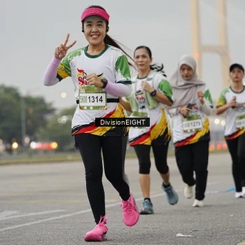 Runner Photo 7646546