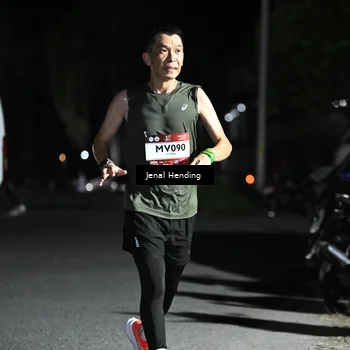 Runner Photo 7646561