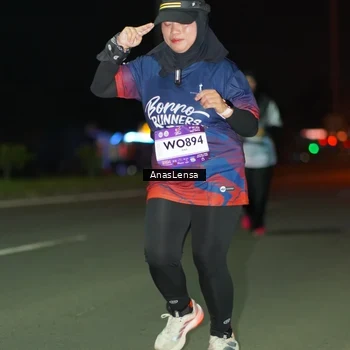 Runner Photo 7646592