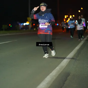 Runner Photo 7646594
