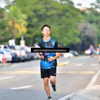 Runner Photo 7646606
