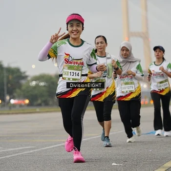 Runner Photo 7646613