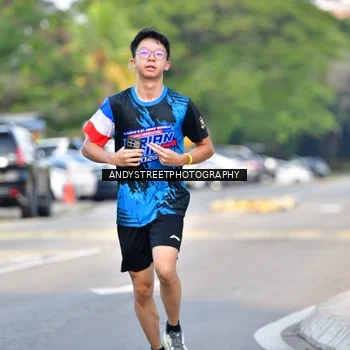 Runner Photo 7646624