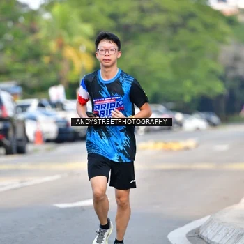 Runner Photo 7646625