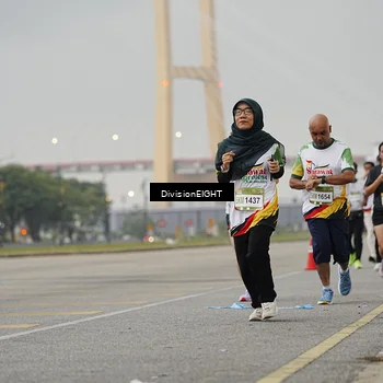 Runner Photo 7646627