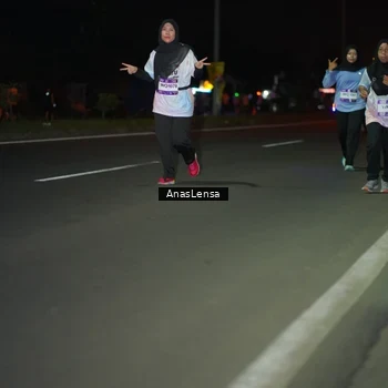 Runner Photo 7646639