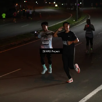 Runner Photo 7646644