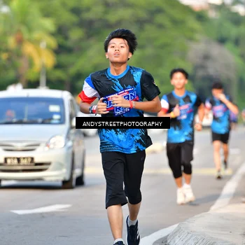 Runner Photo 7646648