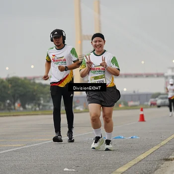 Runner Photo 7646656