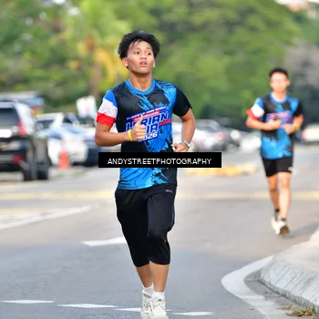 Runner Photo 7646662