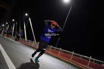 Runner Photo 764668