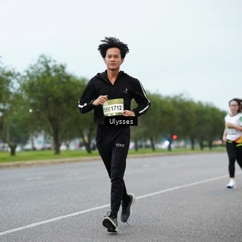Runner Photo 7646690