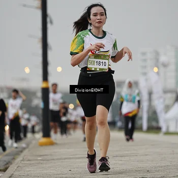 Runner Photo 7646695