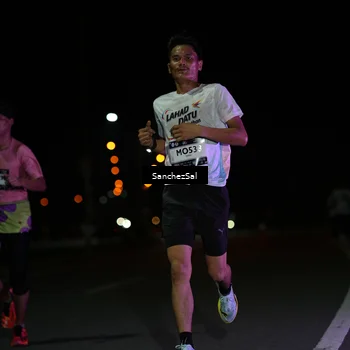 Runner Photo 7646698