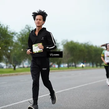 Runner Photo 7646715